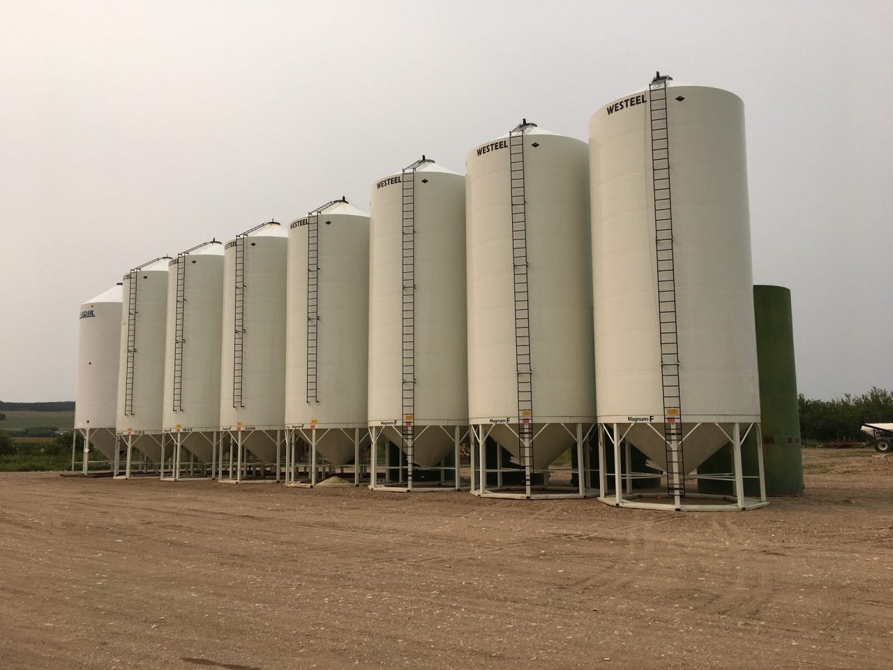 16 Fertilizer Bin/Tank Move Tarin Enterprises Ltd.