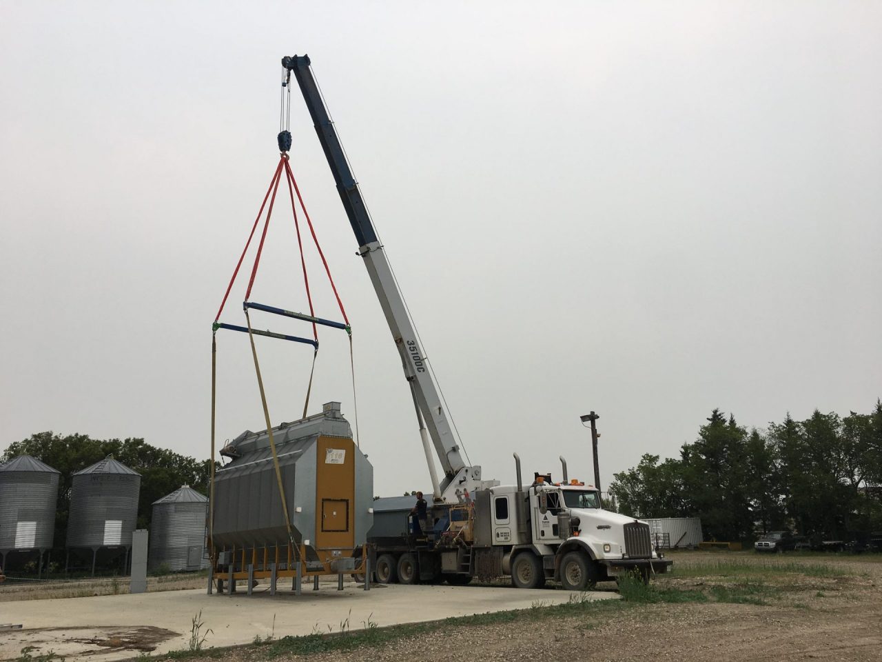 Moving Bins and Grain Dryer/ Lifting Leg System | Tarin Enterprises Ltd.